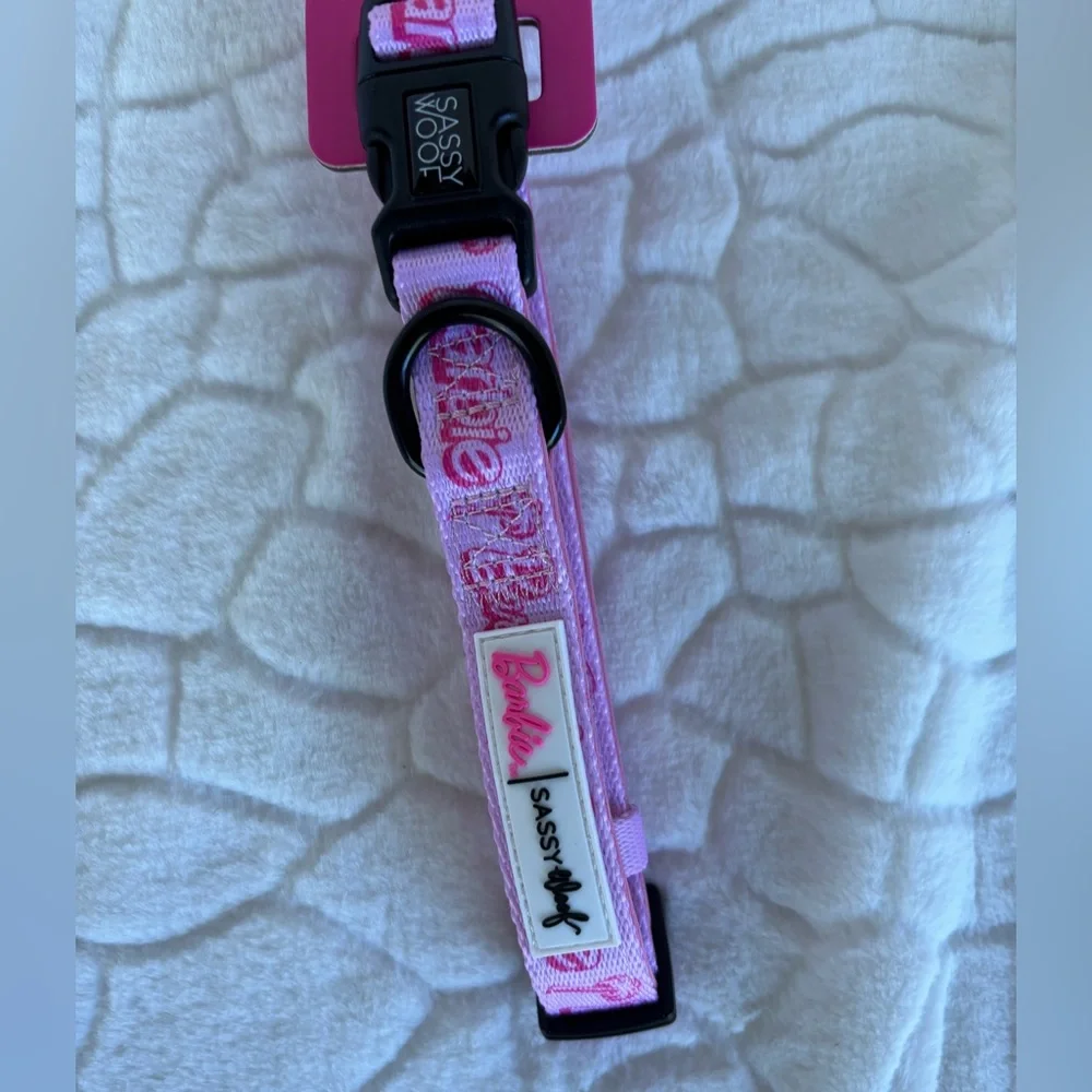 Barbie x Sassy Woof DOG COLLAR - BARBIE™ MALIBU